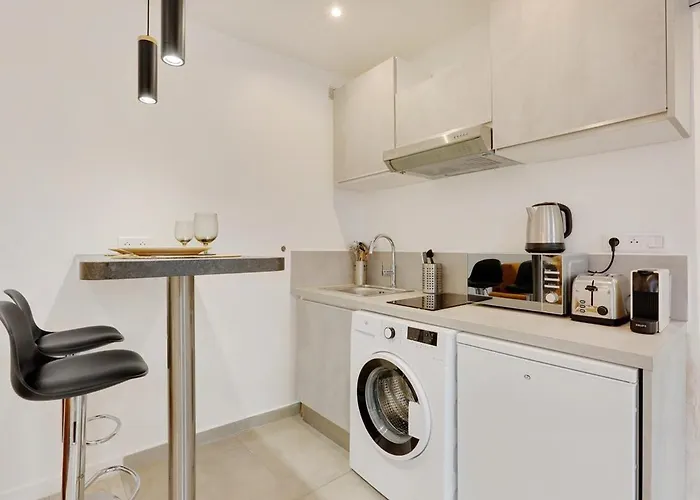 Joli - Buttes-chaumont Appartement *